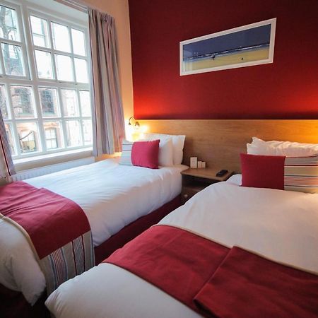 Ville Hotel Манчестер Экстерьер фото