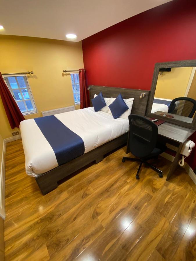 Ville Hotel Манчестер Экстерьер фото