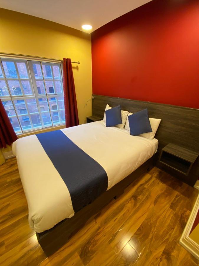 Ville Hotel Манчестер Экстерьер фото