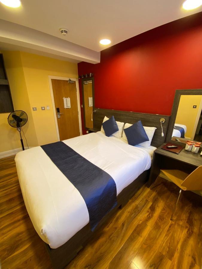 Ville Hotel Манчестер Экстерьер фото