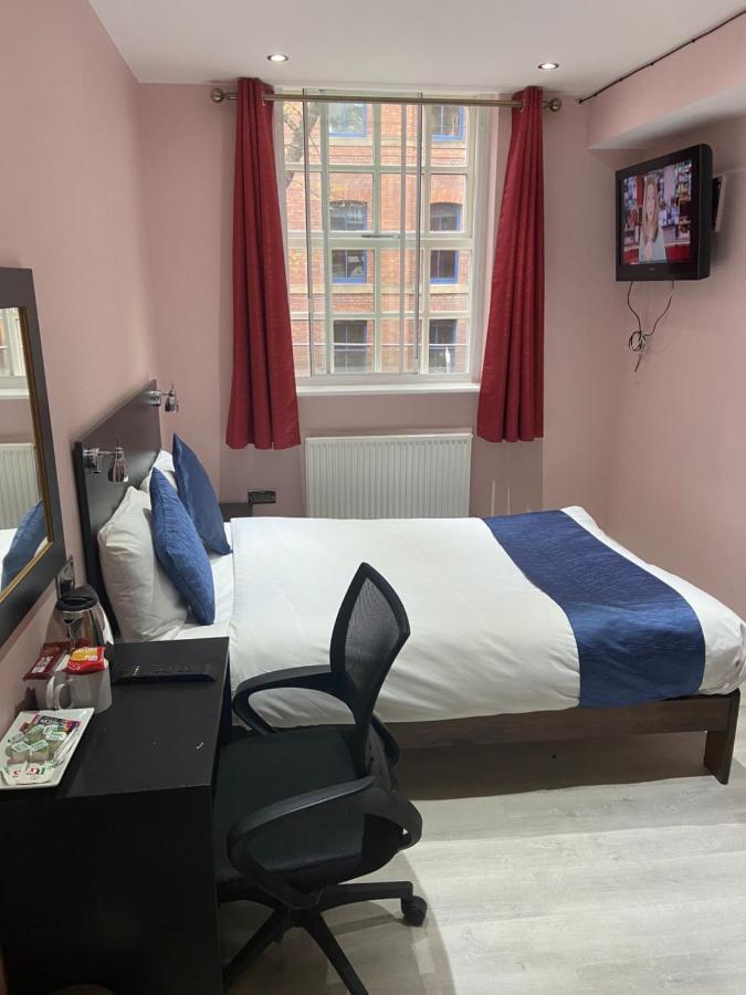 Ville Hotel Манчестер Экстерьер фото