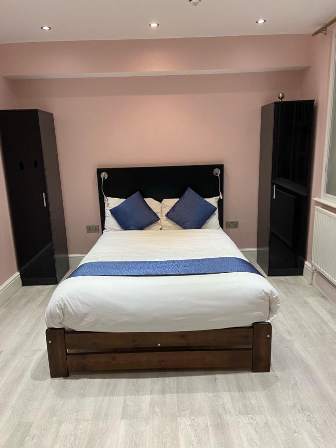 Ville Hotel Манчестер Экстерьер фото
