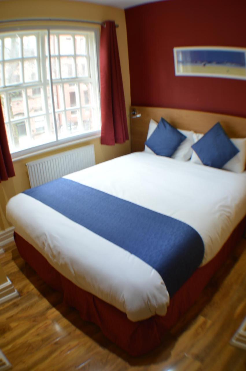Ville Hotel Манчестер Экстерьер фото