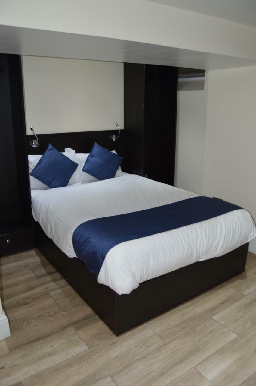 Ville Hotel Манчестер Экстерьер фото