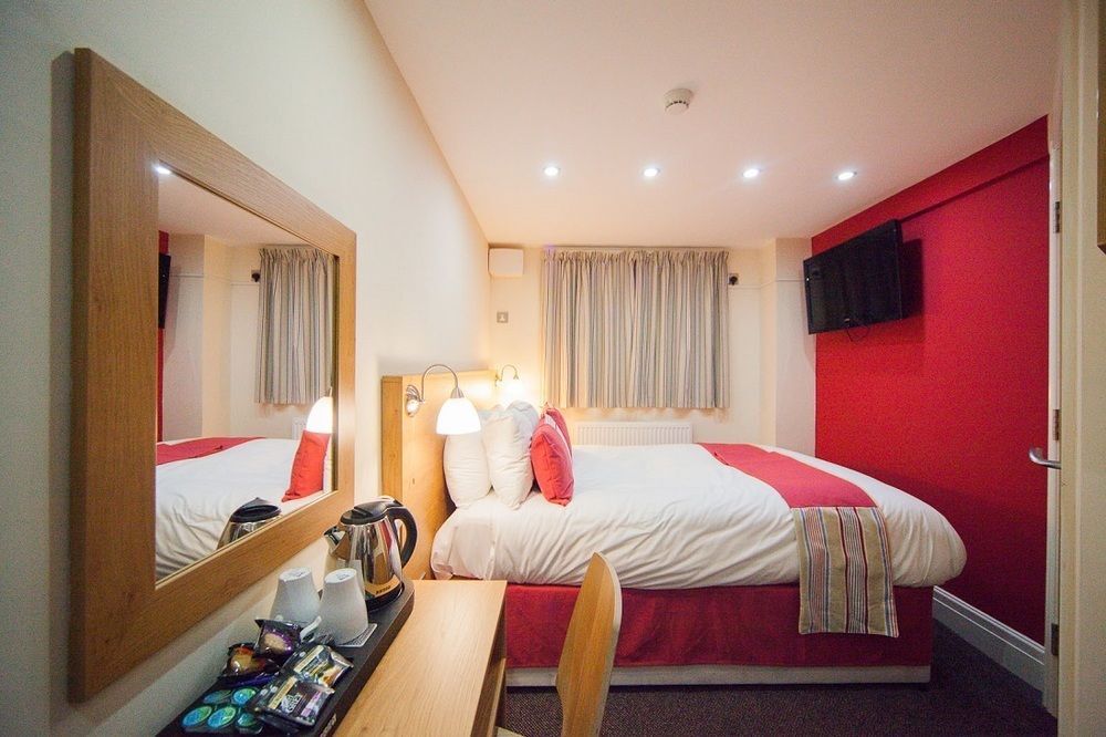 Ville Hotel Манчестер Экстерьер фото